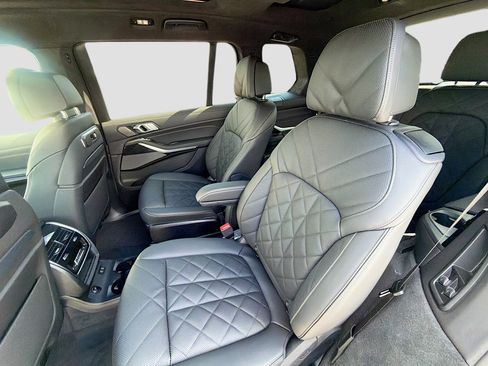 New 2027 BMW X7 xDrive40i w/ Executive Package AWD/4WD image 21