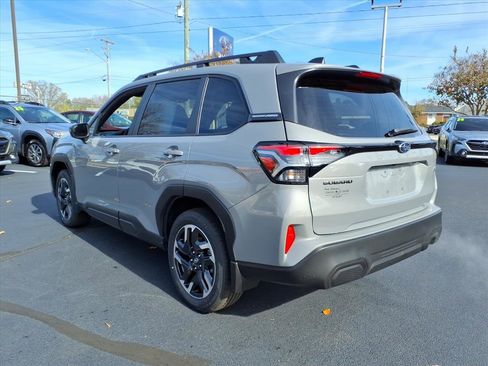 New 2025 Subaru Forester Premium image 22