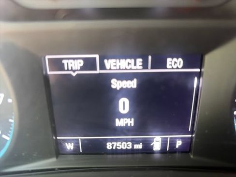Used 2023 Chevrolet Equinox LS w/ Driver Confidence II Package AWD/4WD image 12