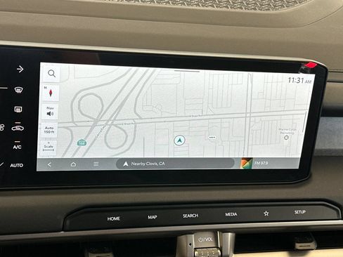 Used 2027 Kia Telluride LX FWD image 22