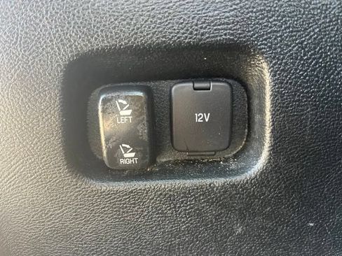 Used 2022 Ford Edge SEL AWD/4WD image 9
