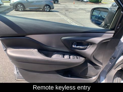 Certified 2024 Nissan Murano SV w/ SV Midnight Edition Package AWD/4WD image 11