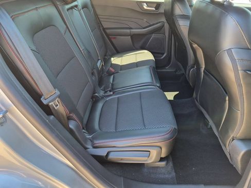 Used 2024 Ford Escape ST-Line w/ Tech Pack #1 AWD/4WD image 31