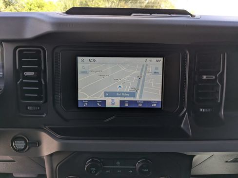 Used 2023 Ford Bronco Big Bend AWD/4WD image 24