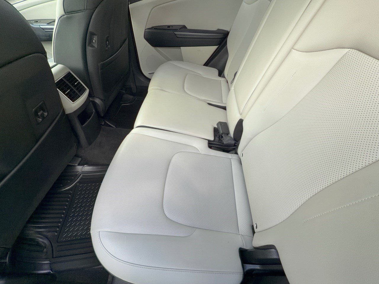 Used 2023 Kia Sportage EX FWD image 25