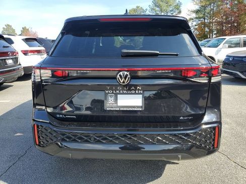 New 2026 Volkswagen Tiguan SEL R-Line image 5