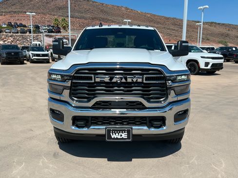 Certified 2026 RAM 3500 Tradesman w/ Chrome Appearance Group A AWD/4WD image 8