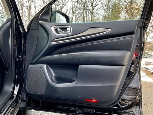 Used 2017 INFINITI QX60 AWD w/ Premium Plus Package image 21