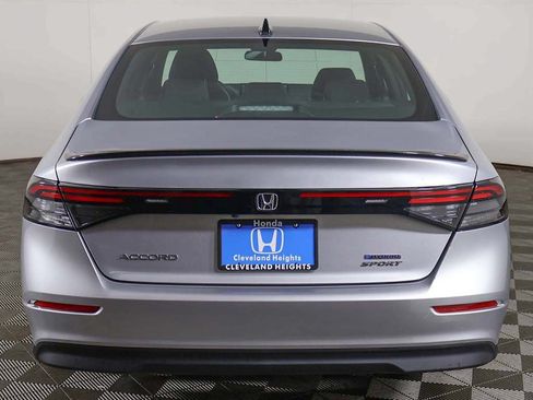 Used 2025 Honda Accord Sport image 12