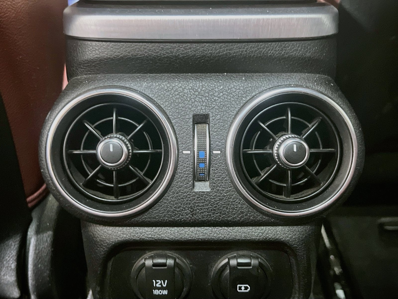 Used 2022 Kia Stinger GT1 w/ Red Interior Color Package RWD image 19