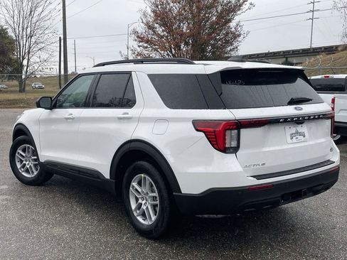 New 2026 Ford Explorer Active image 5
