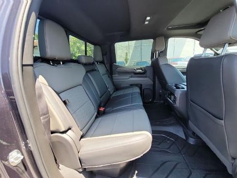 Used 2022 Chevrolet Silverado 1500 ZR2 w/ Technology Package AWD/4WD image 27