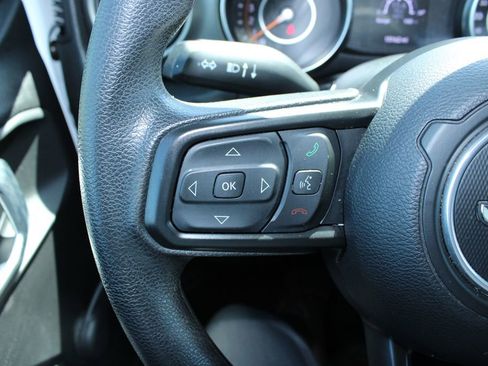 Used 2023 Jeep Gladiator Sport AWD/4WD image 30