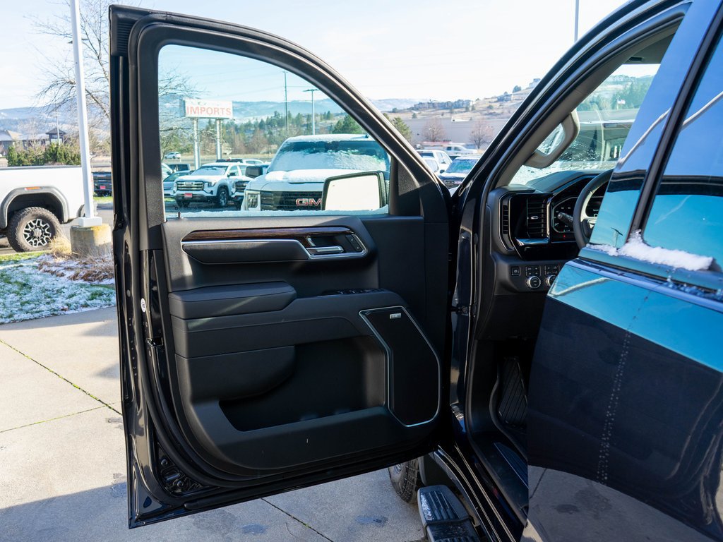 Used 2026 GMC Sierra 1500 Elevation w/ Elevation Premium Package AWD/4WD image 15