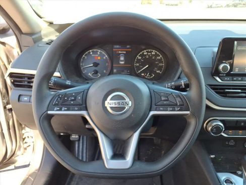 Used 2021 Nissan Altima 2.5 S image 18