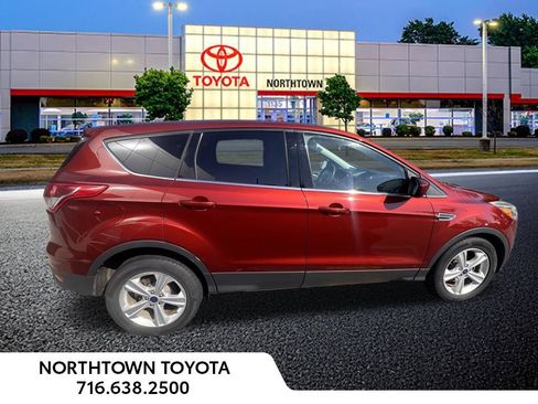 Used 2016 Ford Escape SE FWD image 10