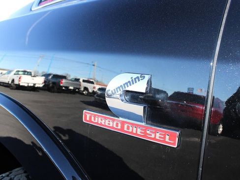 Used 2022 RAM 3500 Laramie AWD/4WD image 11