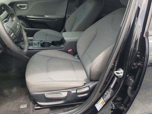 Used 2025 Kia K4 FWD image 21