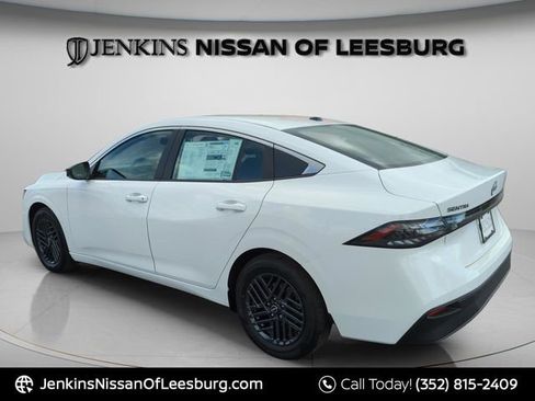 New 2026 Nissan Sentra SV FWD image 9