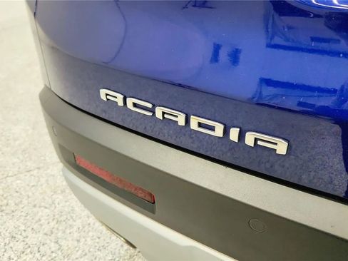 Used 2023 GMC Acadia SLE w/ LPO, Floor Liner Package image 17