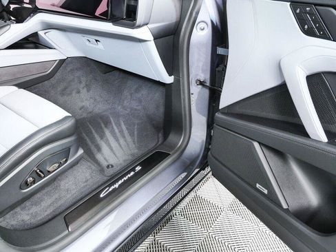 New 2026 Porsche Cayenne S AWD/4WD image 28