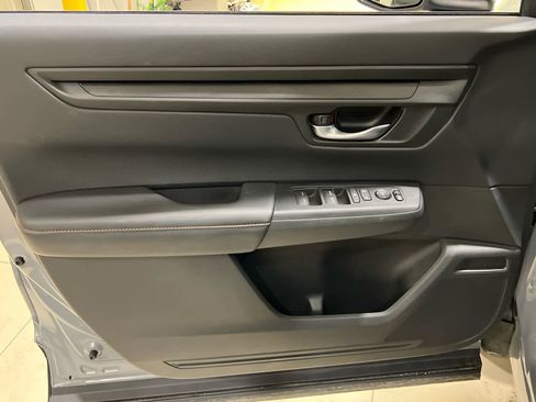 Certified 2023 Honda CR-V Sport image 11