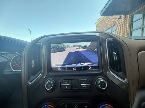 Used 2021 Chevrolet Silverado 1500 High Country AWD/4WD image 29