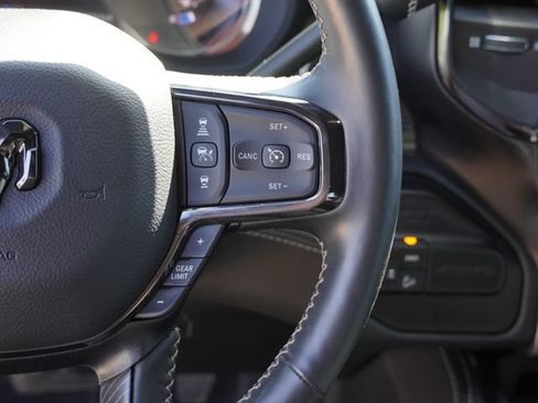 Used 2024 RAM 2500 Limited AWD/4WD image 29