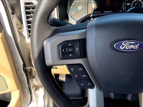 Used 2015 Ford F150 Lariat w/ Equipment Group 501A Mid image 22