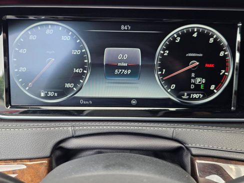 Used 2015 Mercedes-Benz S 550 4MATIC Sedan image 18