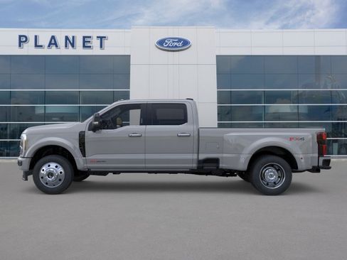 New 2026 Ford F450 Platinum AWD/4WD image 3