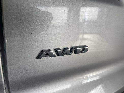 Used 2019 Cadillac XT4 Premium Luxury image 5