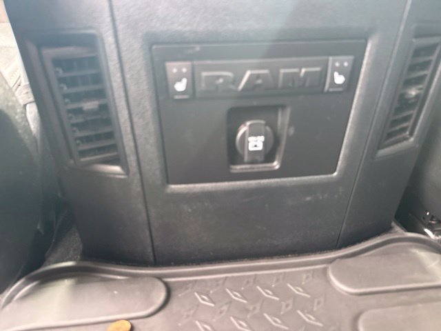 Used 2017 RAM 1500 Laramie w/ Convenience Group AWD/4WD image 28