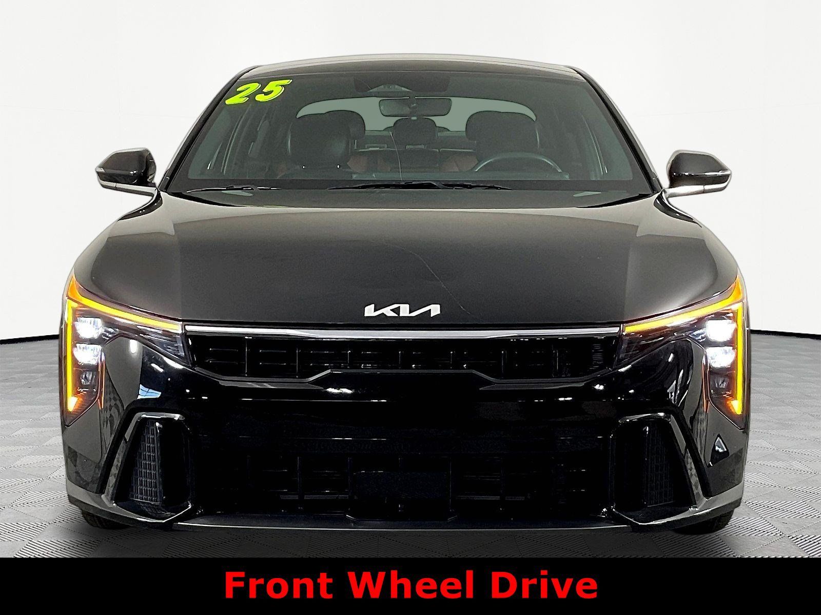 Used 2025 Kia K4 GT-Line w/ GT-Line Premium Package FWD image 2