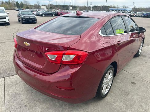 Used 2017 Chevrolet Cruze LT w/ LT True North Edition image 5