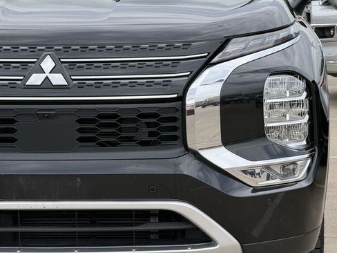 Used 2024 Mitsubishi Outlander SE FWD image 9