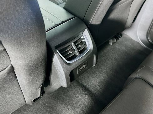 Used 2023 Chevrolet Blazer LT w/ Convenience Package FWD image 33