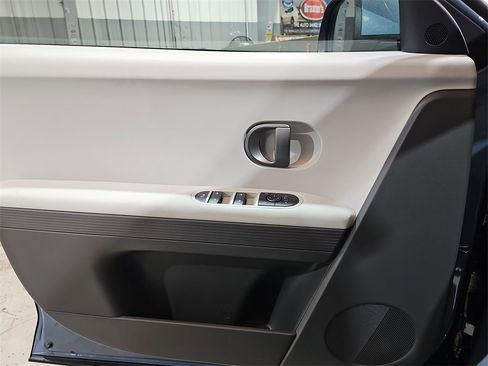 New 2026 Hyundai Ioniq 5 SE image 26