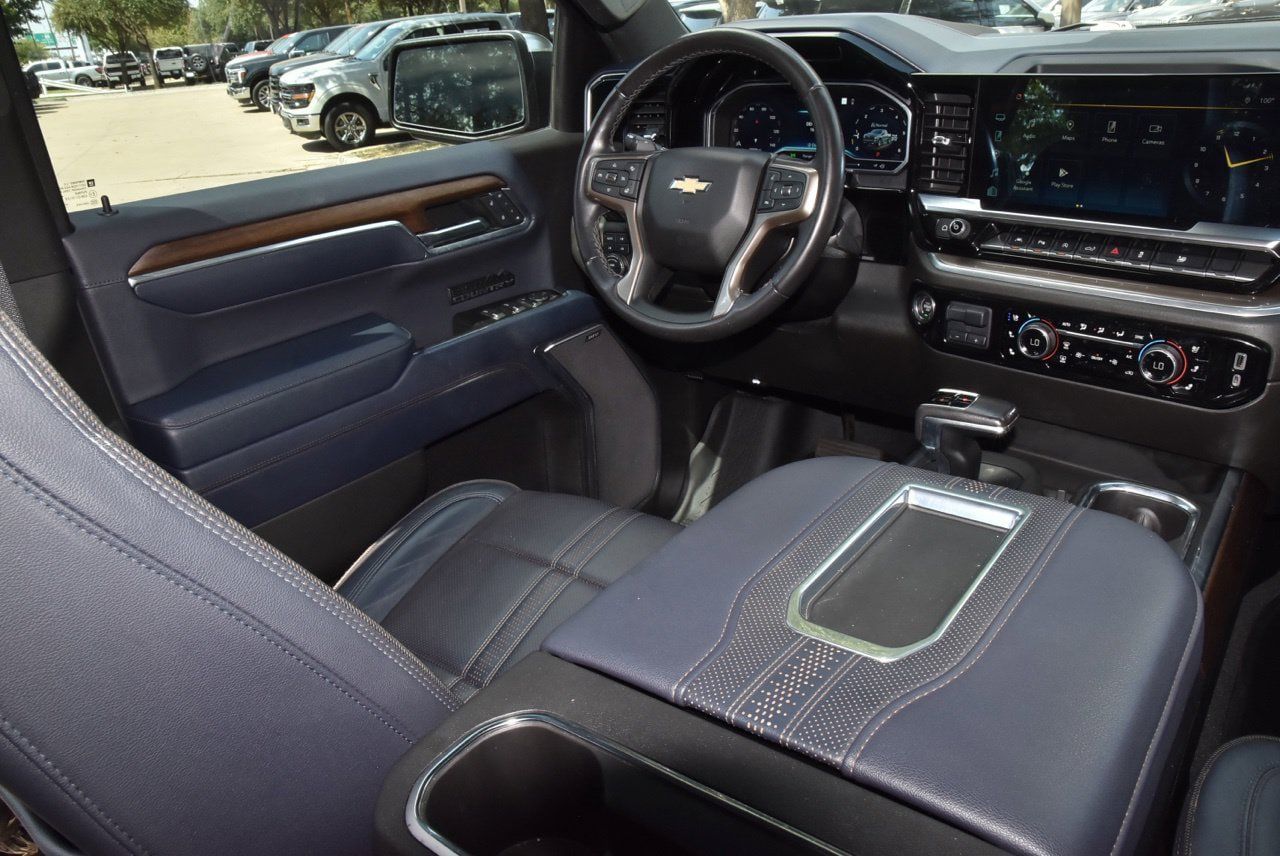 Used 2022 Chevrolet Silverado 1500 High Country w/ Max Trailering Package AWD/4WD image 15