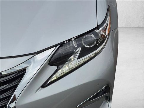 Used 2018 Lexus ES 350 w/ Premier Package FWD image 5