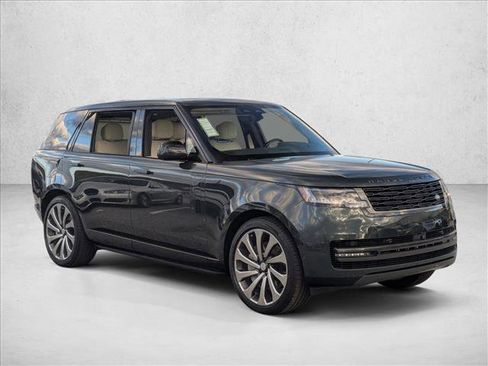 New 2025 Land Rover Range Rover Long Wheelbase SE image 7
