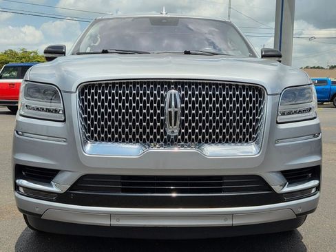 Used 2020 Lincoln Navigator Reserve w/ Luxury Package AWD/4WD image 9