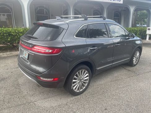 Used 2019 Lincoln MKC Premiere FWD image 3