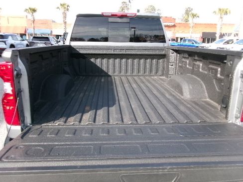 Used 2025 Chevrolet Silverado 2500 LT w/ All Star Edition image 5