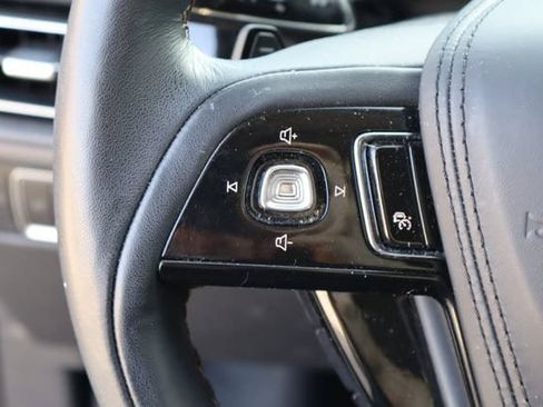 Used 2025 Lincoln Aviator AWD w/ Jet Appearance Package image 14