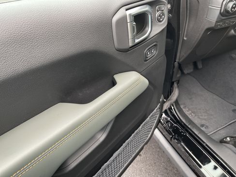 New 2026 Jeep Gladiator Mojave image 11