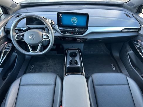 Used 2023 Volkswagen ID.4 Pro S image 3