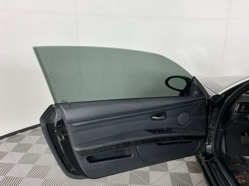 Used 2009 BMW 328i Convertible image 11