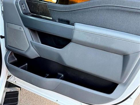 Used 2023 Ford F150 Lariat image 27