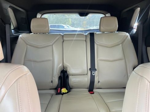 Used 2018 Cadillac XT5 Premium Luxury w/ Driver Assist Package image 36